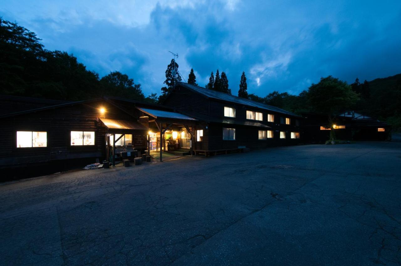 Hotel Yachi Onsen Towada Esterno foto